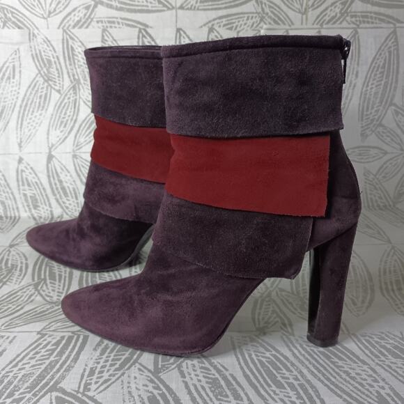 Stuart Weitzman Heeled Boots Layered Suede Purple Red Almond Toe - Picture 2 of 10